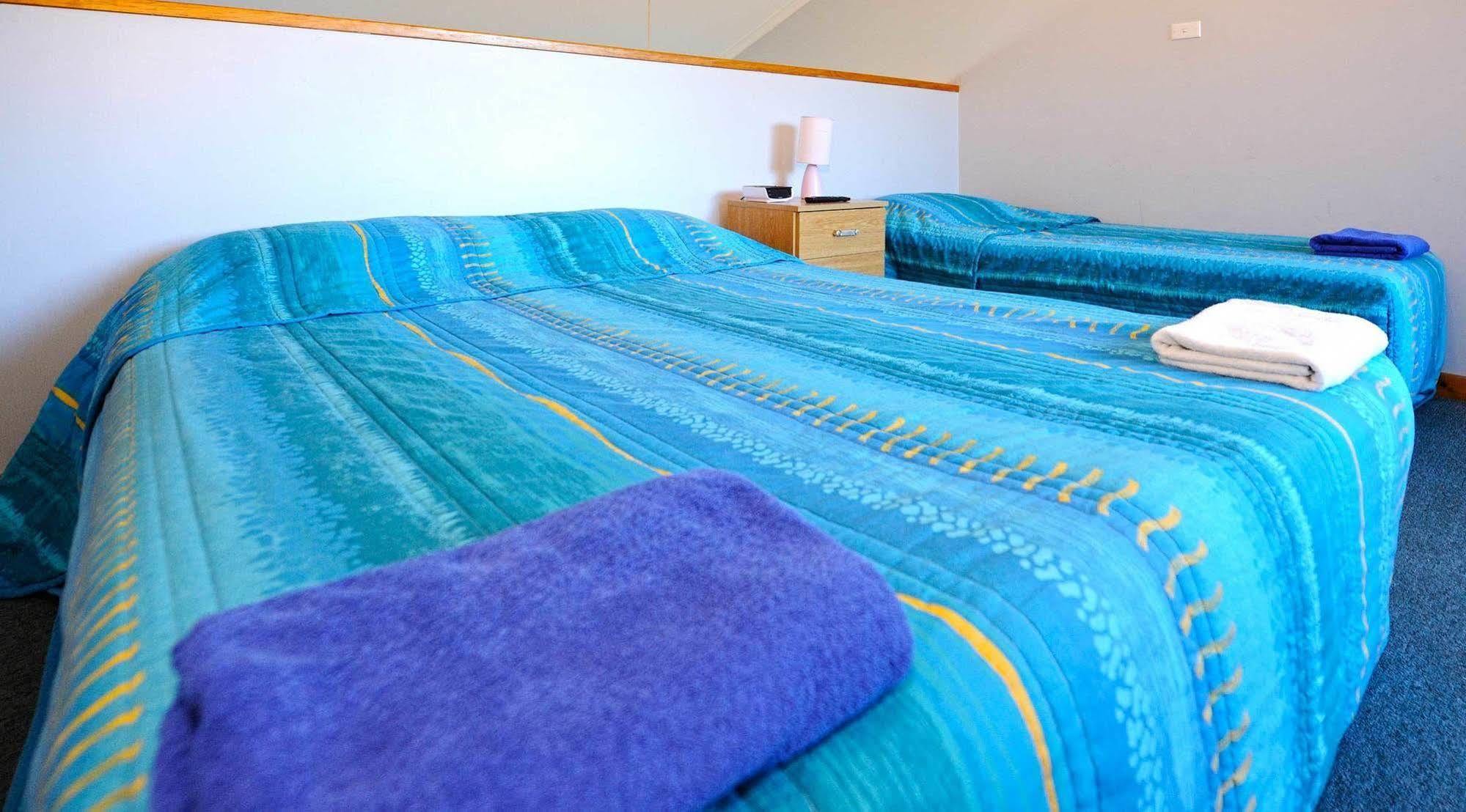 Abrolhos Reef Lodge Geraldton Exteriör bild
